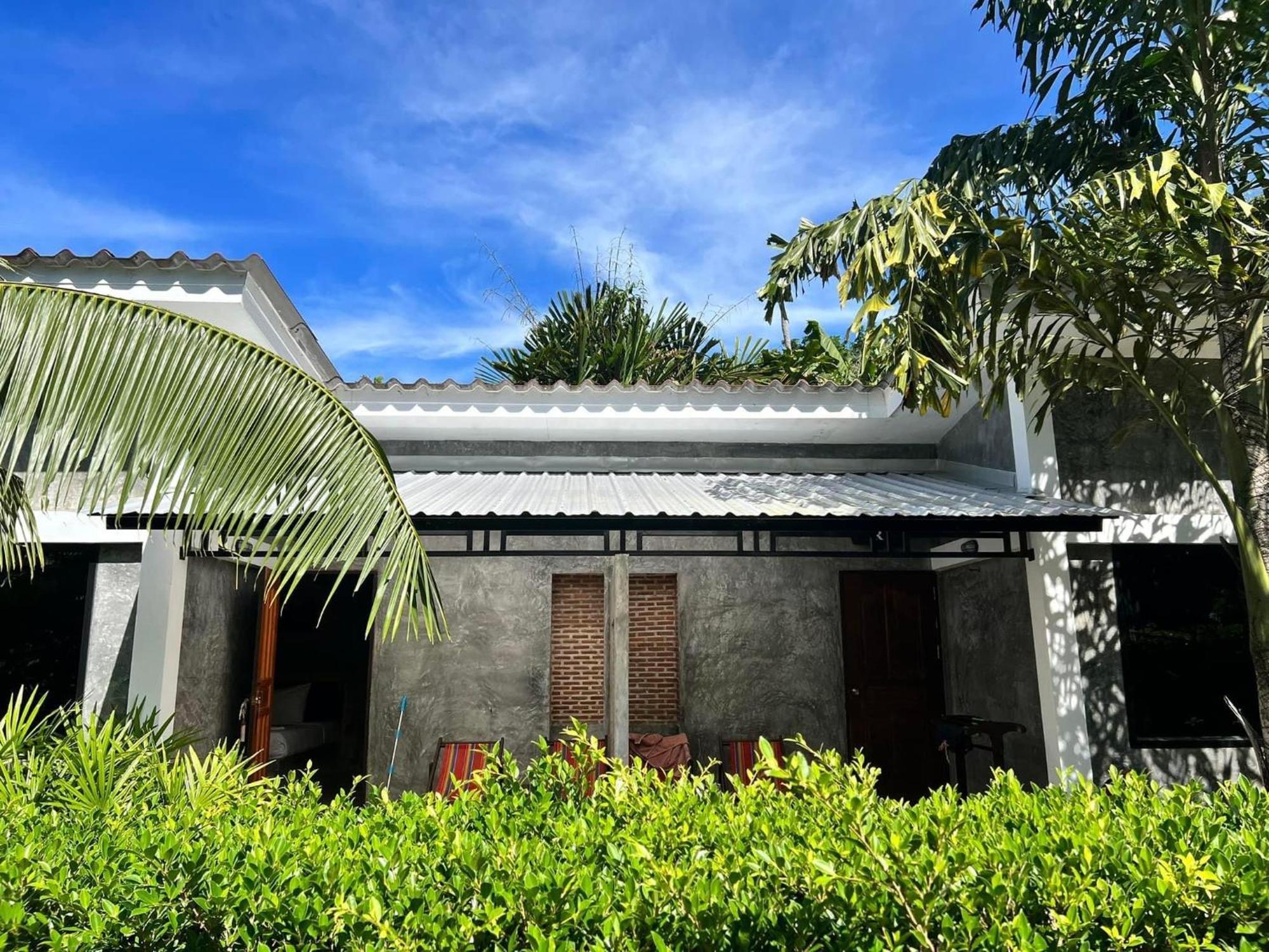 Hotel Sunshine On The Rock Ko Kut Exterior foto